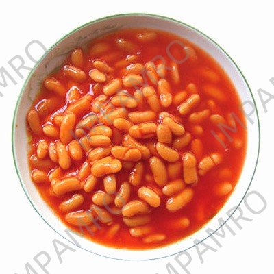 BEANS BAKED IN TOMATO SAUCE