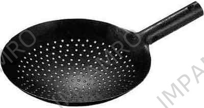 FRYING PAN CHINESE S. STEEL, PERFORATED DIAM 270MM