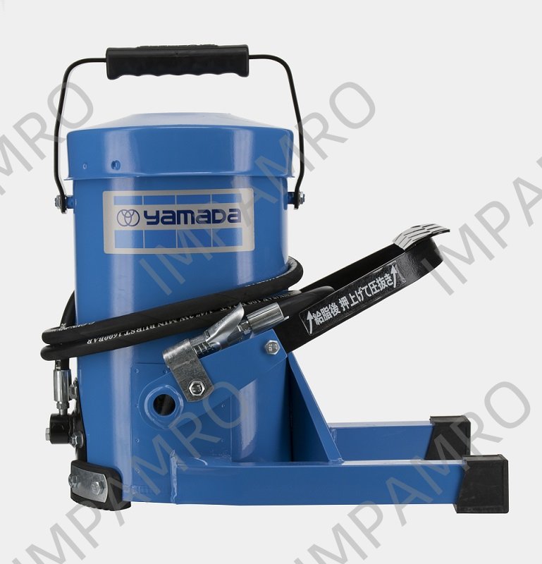 PUMP GREASE FOOT OPERATED, CAPACITY 8LTR 69 MPA FB-8