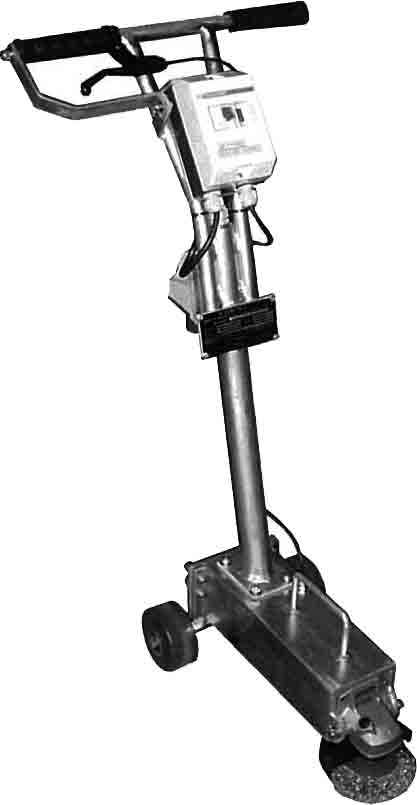 592281 - 角向除锈机 电动 COBOLT CEG-230型 220/240V 6500转/分钟